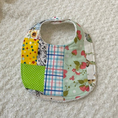 Scrappy Green Bib